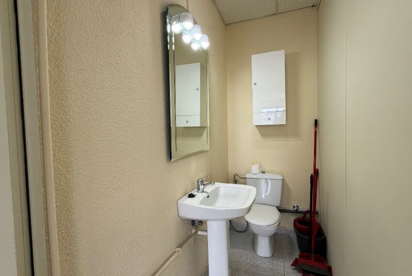 img_7340_0325124001775670160