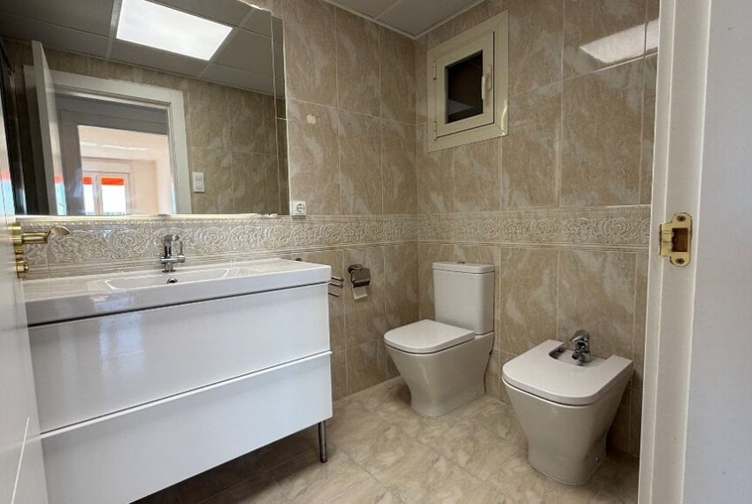 img_7443_0961870001776425181