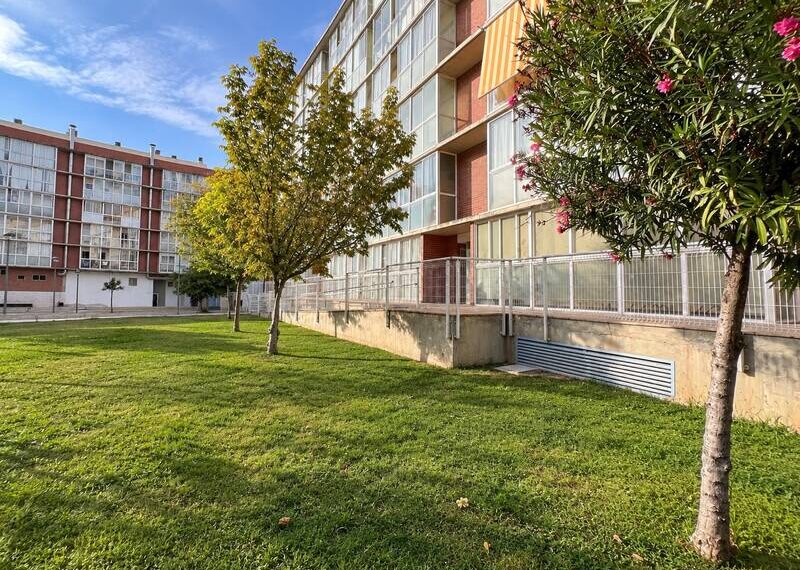 patioresidencialconfloresyluzotonal_0562418001790958788