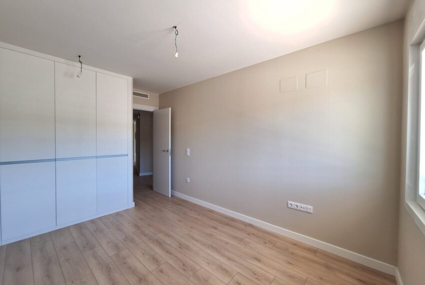 whatsappimage2026-04-20at1444012_0259975001776776450